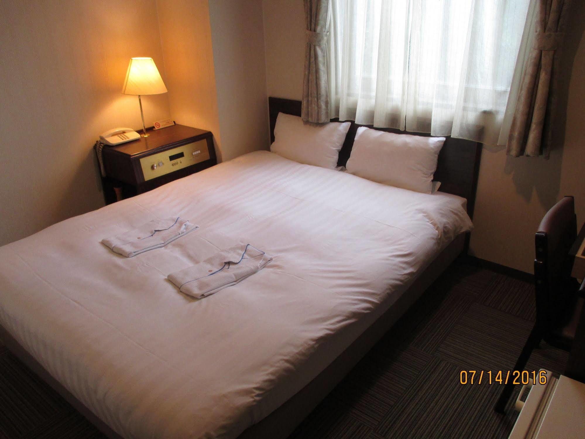 Hotel Green With Сендай Экстерьер фото